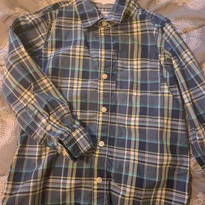 Set of 2 Carter's Size 7 Button Down Shirts